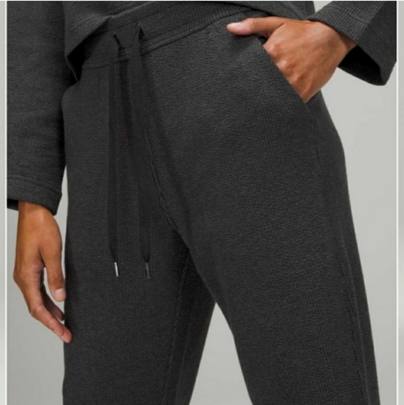 Lululemon Ribbed High-Rise Jogger pants - Picture 5 of 9